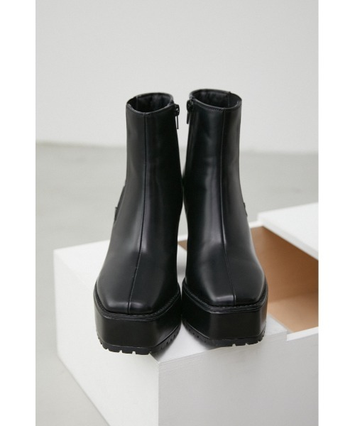 AZUL by moussy（アズールバイマウジー）の「RUGGED SOLE BOOTS