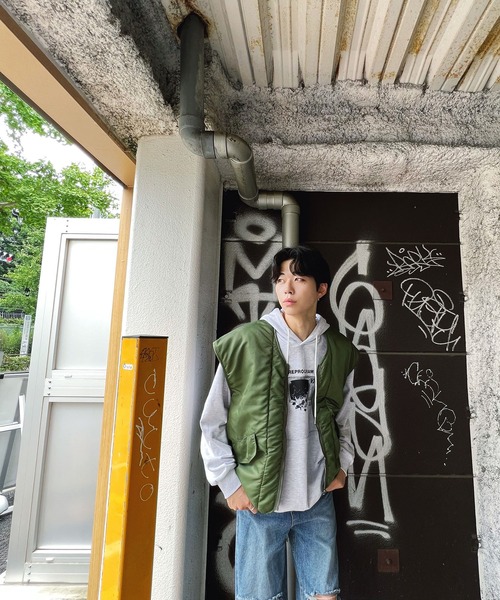 Figments（フィグメンツ）の「リバーシブルミリタリーベスト（ベスト・レディース・ブラック/カーキ・SMALL/MEDIUM）」の17枚目の写真