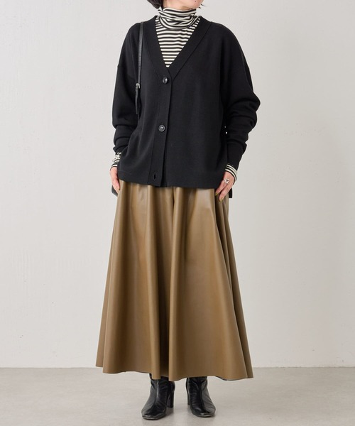 BEARDSLEY(ビアズリー)の「ボーダータートルカットソー(Tシャツ/カットソー・レディース・ブラック/ブラウン/ネイビー・FREE)」の14枚目の写真