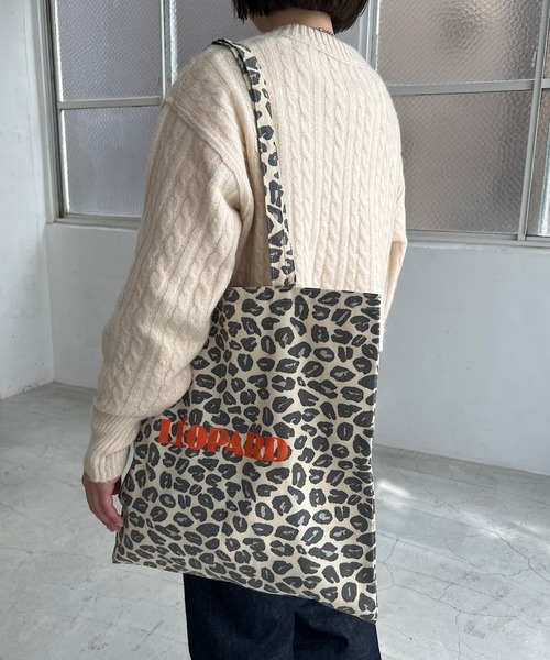 DISCOAT（ディスコート）の「アソートカラーロゴトートバッグ（トートバッグ・レディース・ベージュ/オレンジ/ピンク/パープル/アイボリー/オフホワイト/ブルー/グリーン・FREE）」の16枚目の写真