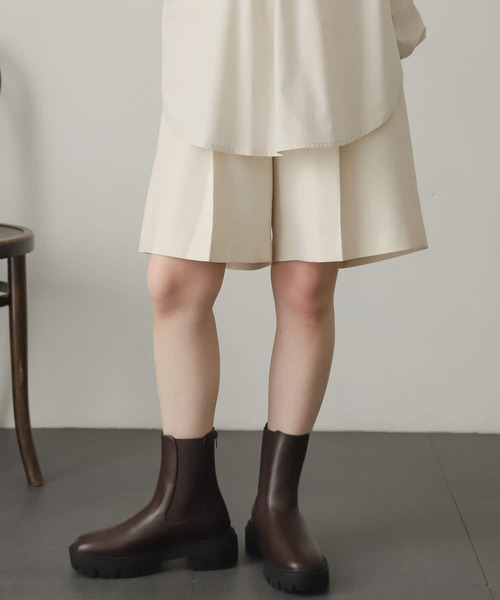 SENSE OF PLACE by URBAN RESEARCH(センスオブプレイスバイアーバンリサーチ)の「ウールライクバミューダパンツ(スラックス・レディース・ブラック/ブラウン/ライトベージュ・SMALL/MEDIUM)」の4枚目の写真