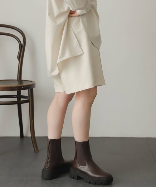 SENSE OF PLACE by URBAN RESEARCH(センスオブプレイスバイアーバンリサーチ)の「ウールライクバミューダパンツ(スラックス・レディース・ブラック/ブラウン/ライトベージュ・SMALL/MEDIUM)」の6枚目の写真