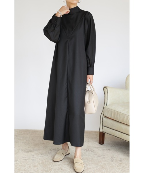 &. NOSTALGIA（アンドドットノスタルジア）の「【ZOZO限定】スタンドネックボリュームスリーブワンピース（ワンピース・レディース・ブラック/モカ・FREE）」の3枚目の写真