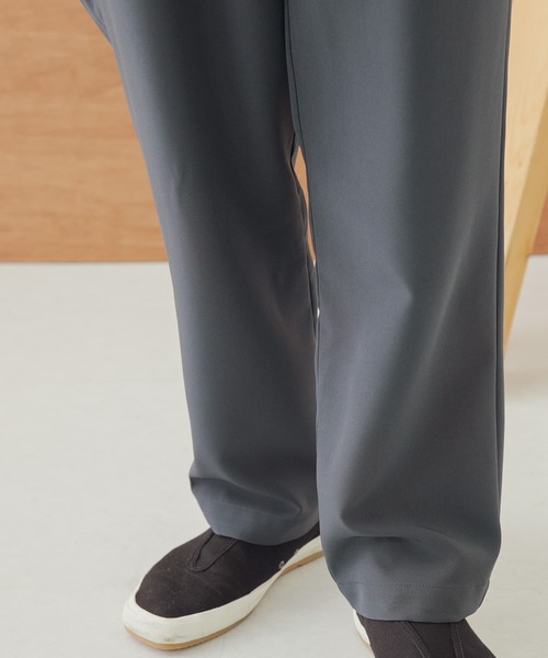 ITEMS URBANRESEARCH(アイテムズ アーバンリサーチ)の「タックパンツ(その他パンツ・メンズ・ブラック/ベージュ/ブルー・MEDIUM/LARGE)」の19枚目の写真