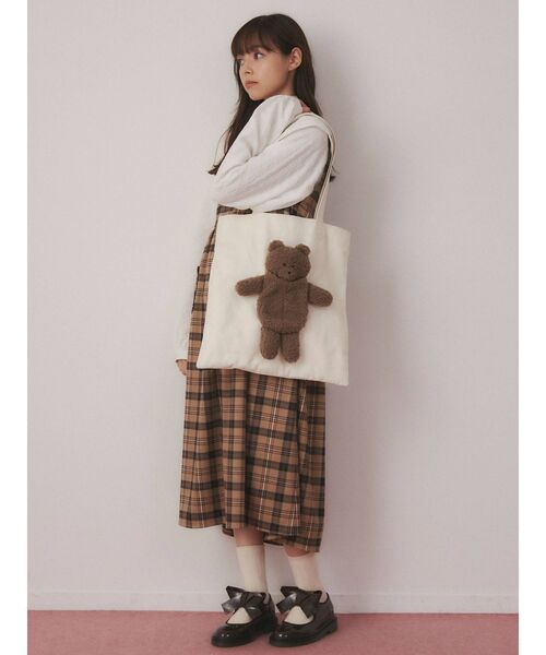 merry jenny（メリージェニー）の「one bear tote（トートバッグ・レディース・ブラック/オフホワイト・FREE）」の5枚目の写真