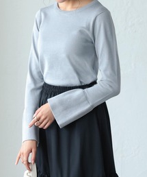 チューリップフレアスリーブニット