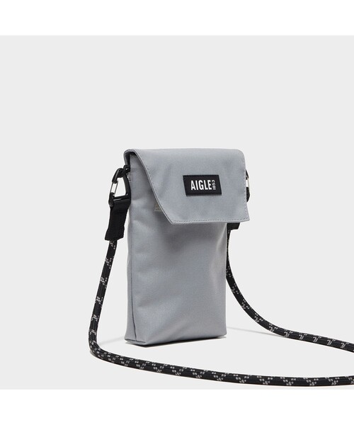 AIGLE（エーグル）の「アーバンモビリティネックポーチ（ショルダーバッグ・レディース・ブラック/グレー・FREE）」の14枚目の写真