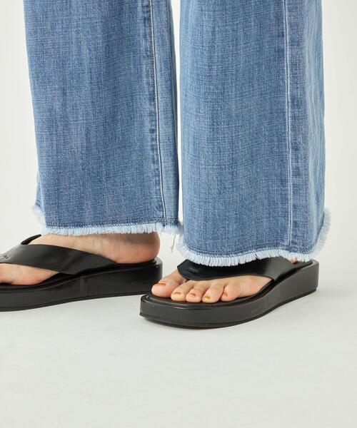 green label relaxing（グリーンレーベルリラクシング）の「［ size SHORT / TALLあり ］ワイド デニム パンツ（デニムパンツ・レディース・ライトブルー/コバルトブルー・SHORT/34/36/38/40/TALL）」の5枚目の写真