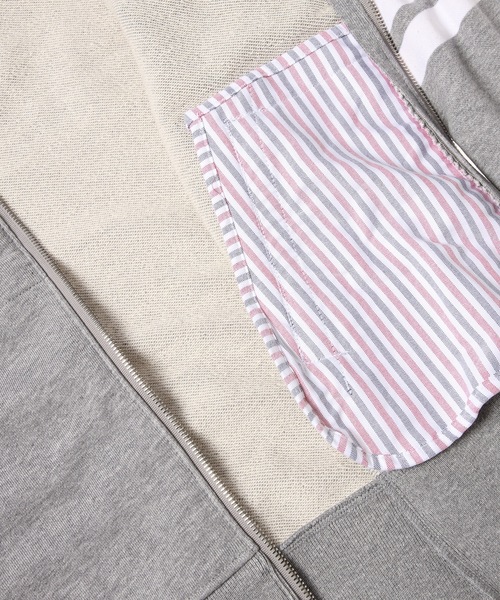 THOM BROWNE(トムブラウン)の「CLASSIC FULL ZIP HOODIE WITH ENGINEERED 4 BAR SLEEVE IN CLASSIC LOOP BACK(パーカー・メンズ・ライトグレー/ネイビー・0/1/2)」の4枚目の写真
