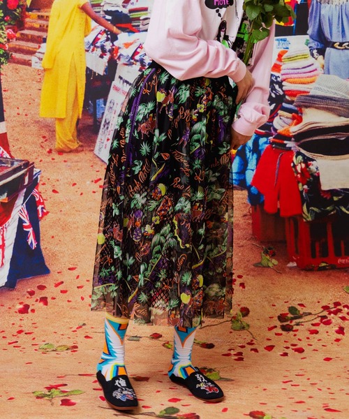 RNA（アールエヌエー）の「G1050 PINK MOTEL C.C.Mプリントメッシュスカート（スカート・レディース・ブラック/キナリ・MEDIUM）」の8枚目の写真