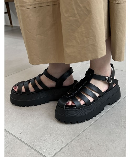 Re:EDIT（リエディ）の「[辻元舞さん着用][2023S/S COLLECTION][小さい/大きいサイズ有]厚底グルカサンダル（サンダル・レディース・ホワイト/ブラック・LARGE/SMALL/X-SMALL/MEDIUM/XX-LARGE/X-LARGE）」の8枚目の写真