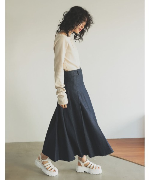 Re:EDIT（リエディ）の「[辻元舞さん着用][2023S/S COLLECTION][小さい/大きいサイズ有]厚底グルカサンダル（サンダル・レディース・ホワイト/ブラック・LARGE/SMALL/X-SMALL/MEDIUM/XX-LARGE/X-LARGE）」の6枚目の写真