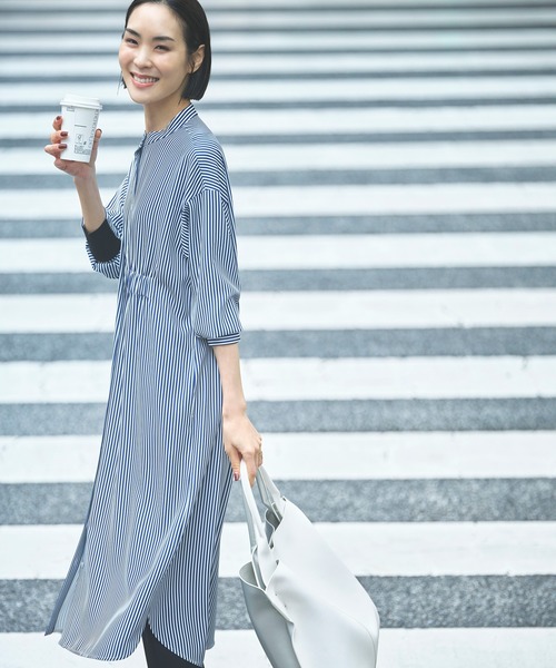 CAST:（キャストコロン）の「バイカラーソフトトートバック（トートバッグ・レディース・シルバー/ベージュ/ネイビー・FREE）」の21枚目の写真