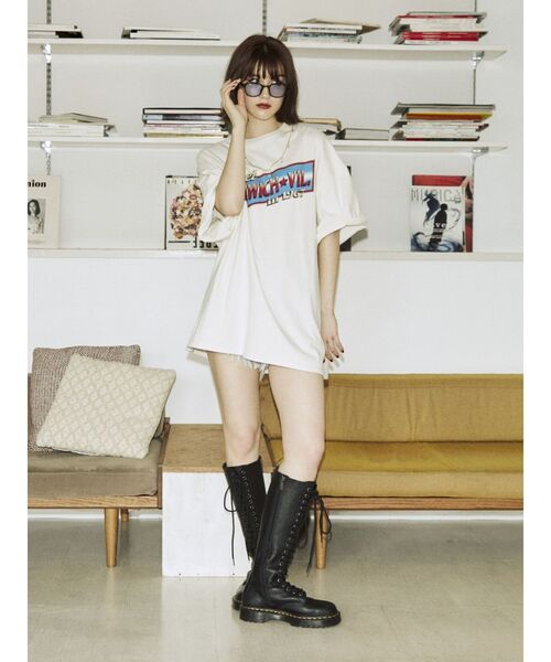jouetie（ジュエティ）の「カラーロゴスーパーBIG Tシャツ（Tシャツ/カットソー・レディース・ブラック/オフホワイト/オレンジ・MEDIUM）」の17枚目の写真