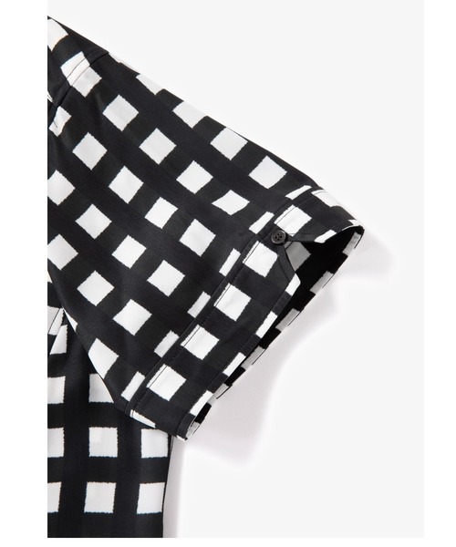 FRED PERRY（フレッドペリー）の「Ribbed Collar Shirt Dress（シャツ
