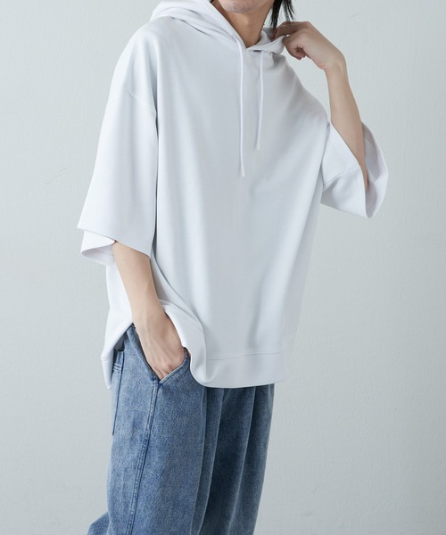 COLONY 2139(コロニートゥーワンスリーナイン)の「ダイバーポンチBIG半袖パーカー(パーカー・メンズ・ホワイト/チャコールグレー/ブラック・MEDIUM/LARGE)」の15枚目の写真