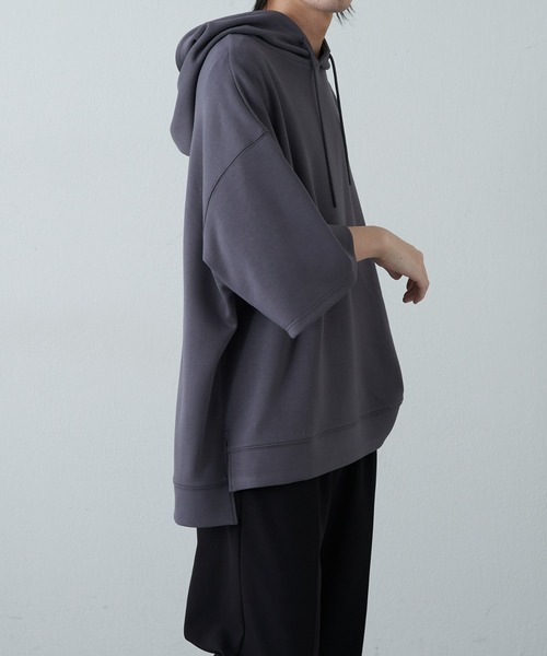 COLONY 2139(コロニートゥーワンスリーナイン)の「ダイバーポンチBIG半袖パーカー(パーカー・メンズ・ホワイト/チャコールグレー/ブラック・MEDIUM/LARGE)」の21枚目の写真