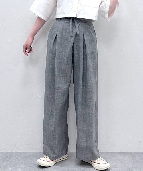 FOREVER 21（フォーエバー トゥエンティーワン）の「コードベルトリネンライクパンツ（その他パンツ・レディース・ブルー/グレー/ライトグレー・SMALL/MEDIUM）」の3枚目の写真