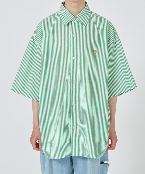 improves(インプローブス)の「ワンポイント 刺しゅう ストライプ オーバーサイズ 半袖シャツ(シャツ/ブラウス・メンズ・グリーン/サックスブルー・MEDIUM/LARGE/X-LARGE)」の12枚目の写真