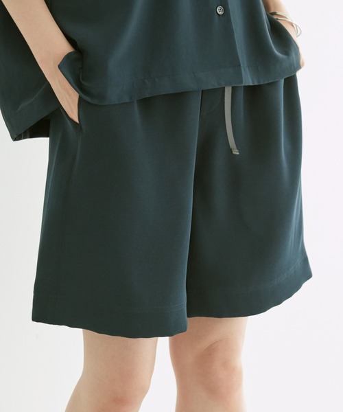 AMERICAN HOLIC(アメリカンホリック)の「とろみショートパンツ(その他パンツ・レディース・ネイビー/ドット・M/L)」の2枚目の写真