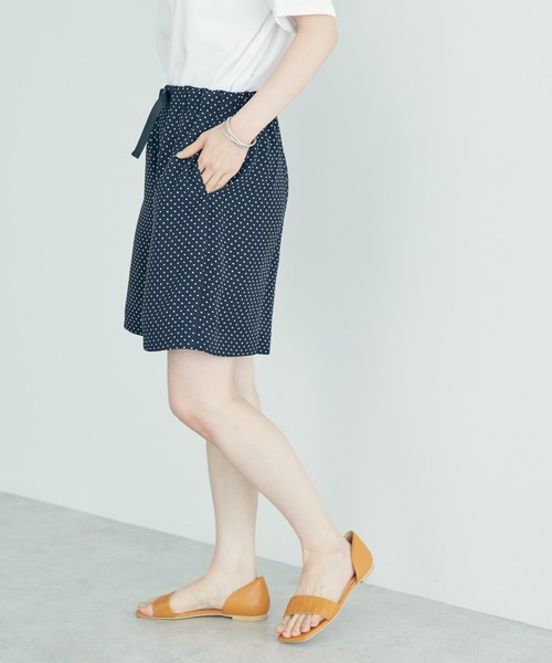 AMERICAN HOLIC(アメリカンホリック)の「とろみショートパンツ(その他パンツ・レディース・ネイビー/ドット・M/L)」の4枚目の写真