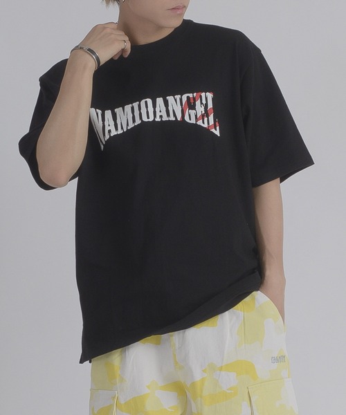 RE730(アールイーセブンサーティー)の「RE730 エンジェルになったなみおくん 半袖Tシャツ(Tシャツ/カットソー・メンズ・ブラック/オフホワイト・MEDIUM/LARGE/X-LARGE)」の1枚目の写真