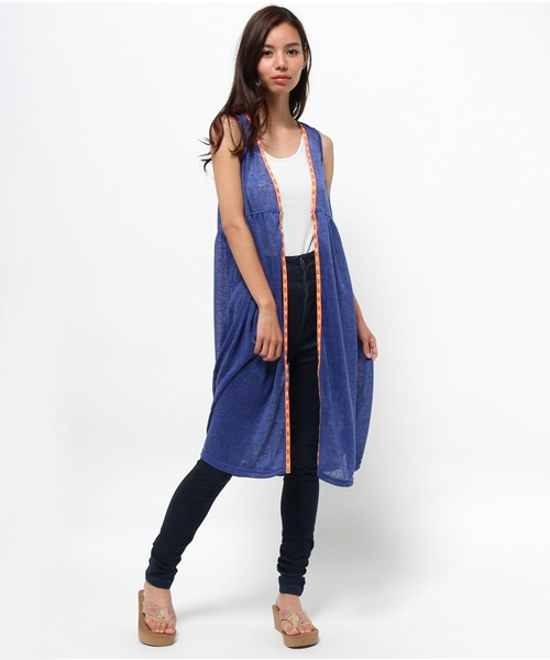 チャイハネ(チャイハネ)の「【チャイハネ】フォークロアテープロングベスト / ロングジレ(ベスト・レディース・ホワイト/オレンジ/ブルー/ブラック/グリーン・FREE)」の9枚目の写真