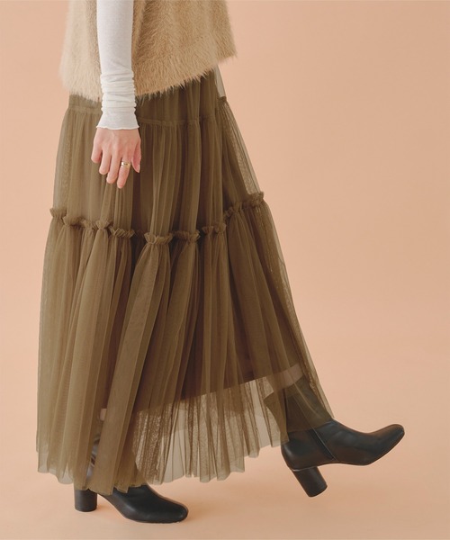 titivate(ティティベイト)の「チュールティアードギャザースカート(スカート・レディース・ブラック系その他/グレー/ブラック/オリーブ/アイボリー・S/M/L)」の5枚目の写真