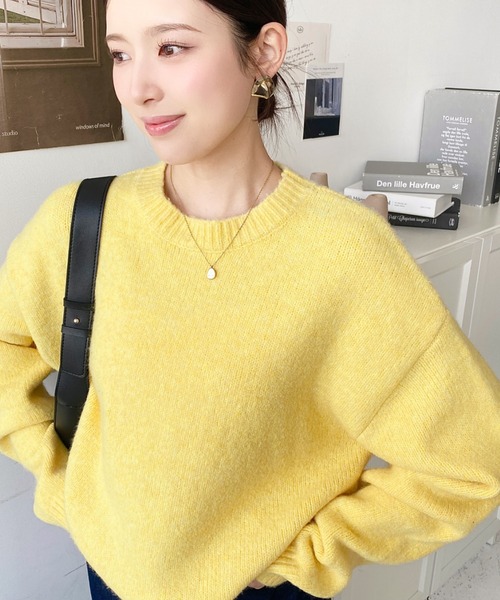 moment+（モーメントプラス）の「ゆったりもちもちミックスカラーニットプルオーバー(自宅で洗えるウォッシャブル加工)（ニット/セーター・レディース・ブルー/ライトブルー/アイボリー/パープル/ピンク/チャコールグレー/イエロー/オレンジ/グレー/ベージュ/レッド/ブラウン・M/L）」の18枚目の写真