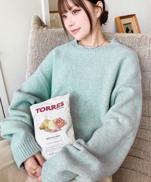 moment+（モーメントプラス）の「ゆったりもちもちミックスカラーニットプルオーバー(自宅で洗えるウォッシャブル加工)（ニット/セーター・レディース・ブルー/ライトブルー/アイボリー/パープル/ピンク/チャコールグレー/イエロー/オレンジ/グレー/ベージュ/レッド/ブラウン・M/L）」の17枚目の写真