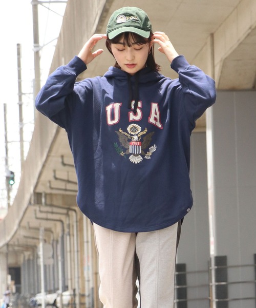 KRIFF MAYER Lady's Collection(クリフメイヤーレディースコレクション)の「アメカジBIGパーカー(パーカー・レディース・ワインレッド/ネイビー/グリーン/グレー/その他5/カラフル・MEDIUM/LARGE)」の3枚目の写真