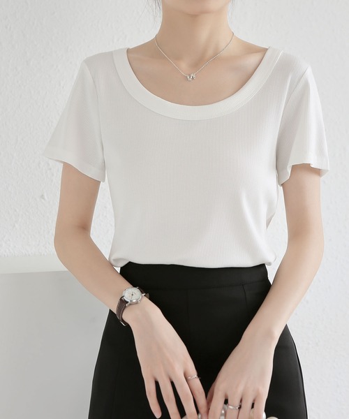 MAISON DE THERESE(メゾン ド テレーズ)の「UネックニットTシャツ(Tシャツ/カットソー・レディース・ダークグレー/グリーン/Mustard/ベージュ/ダークグリーン/ホワイト/ブラック/ライトグレー/ブラウン・M)」の2枚目の写真