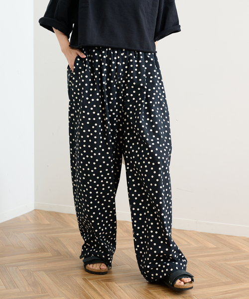 FRAMeWORK（フレームワーク）の「BLACKドットプリントパンツ（その他