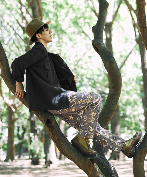 JOURNAL STANDARD relume（ジャーナルスタンダード　レリューム）の「【ARMY TWILL / アーミーツイル】別注 コットンスラブシャツ（シャツ/ブラウス・メンズ・カーキ/ホワイト×ホワイト/ブラックミックス・MEDIUM/LARGE）」の13枚目の写真