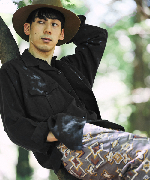 JOURNAL STANDARD relume（ジャーナルスタンダード　レリューム）の「【ARMY TWILL / アーミーツイル】別注 コットンスラブシャツ（シャツ/ブラウス・メンズ・カーキ/ホワイト×ホワイト/ブラックミックス・MEDIUM/LARGE）」の14枚目の写真