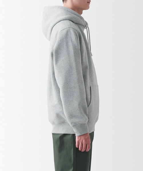 無印良品(ムジルシリョウヒン)の「スウェットプルパーカ(パーカー・メンズ・ダークブラウン/キャメル/アイボリー/グレー/グリーン/ブルー系1/ブラック/レンガ・XL/XS/S/M/XXL/L)」の12枚目の写真