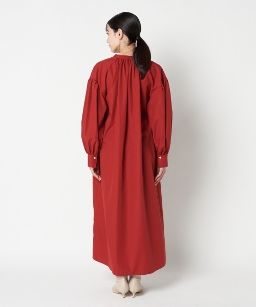 HELIOPOLE（エリオポール）の「GATHERED DRESS（ワンピース・レディース・ネイビー/グリーン・38）」の13枚目の写真