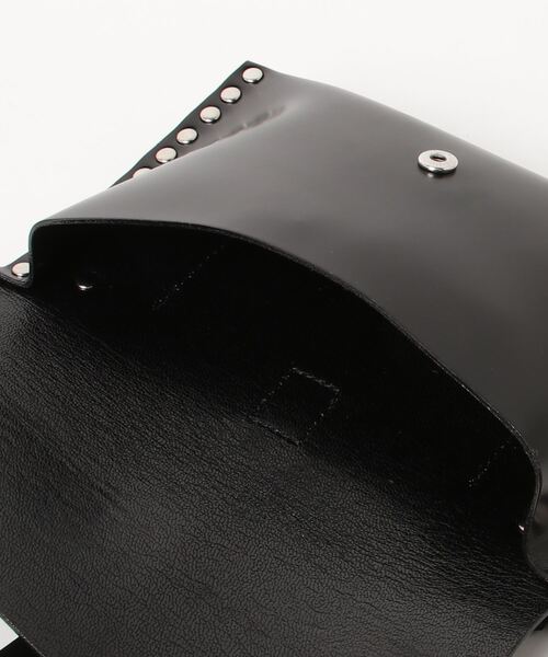 TOGA(トーガ)の「LEATHER CHAIN BAG(ショルダーバッグ・レディース・ブラック・ONE SIZE)」の4枚目の写真