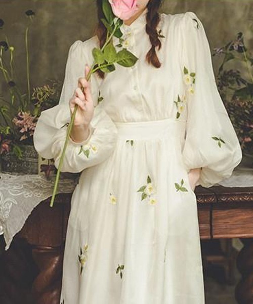 gossip！ロサンゼルス（ゴシップロサンゼルス）の「シフォン