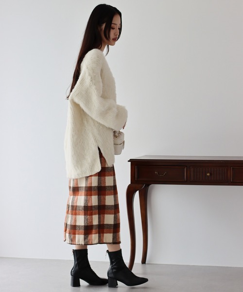 BLUEEAST（ブルーイースト）の「チェックロングタイトスカート（スカート・レディース・ブラック系/ブラウン系/ブラック/ブラウン・MEDIUM/LARGE）」の4枚目の写真