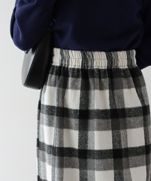 BLUEEAST（ブルーイースト）の「チェックロングタイトスカート（スカート・レディース・ブラック系/ブラウン系/ブラック/ブラウン・MEDIUM/LARGE）」の20枚目の写真