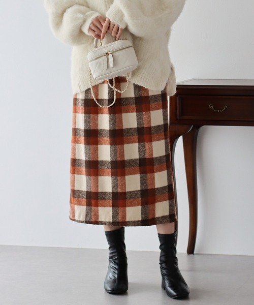 BLUEEAST（ブルーイースト）の「チェックロングタイトスカート（スカート・レディース・ブラック系/ブラウン系/ブラック/ブラウン・MEDIUM/LARGE）」の16枚目の写真