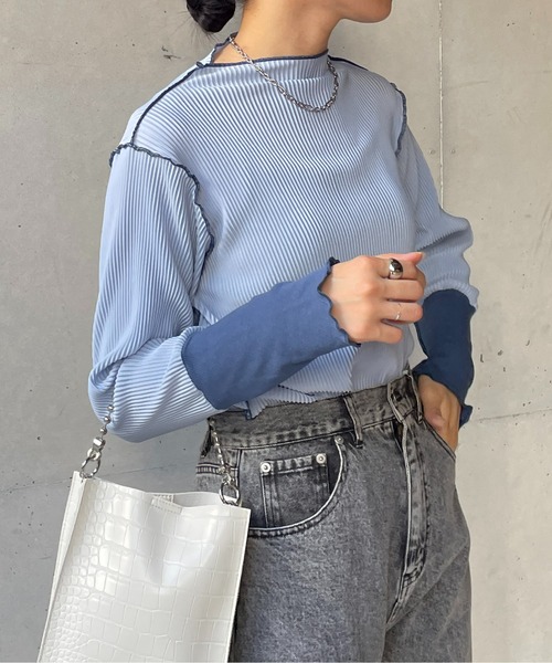 Thevon(ゼボン)の「袖先配色プリーツメロープルオーバー(Tシャツ/カットソー・レディース・チャコールグレー/ブルー/オリーブ/ベージュ/ライトベージュ・FREE)」の1枚目の写真