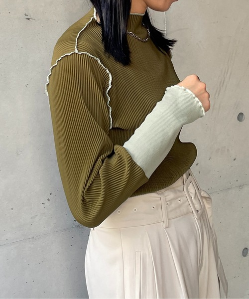 Thevon(ゼボン)の「袖先配色プリーツメロープルオーバー(Tシャツ/カットソー・レディース・チャコールグレー/ブルー/オリーブ/ベージュ/ライトベージュ・FREE)」の17枚目の写真