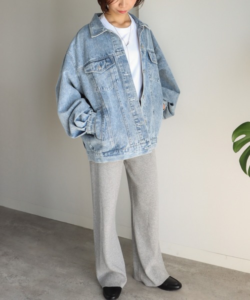 COURO(コウロ)の「10ozオーバーサイズデニムジャケット(デニムジャケット・レディース・ケミカルウォッシュ/ブルー系・L/M)」の6枚目の写真