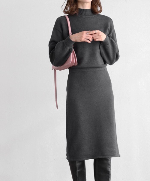 ハイネックボリュームスリーブニットワンピース（ワンピース