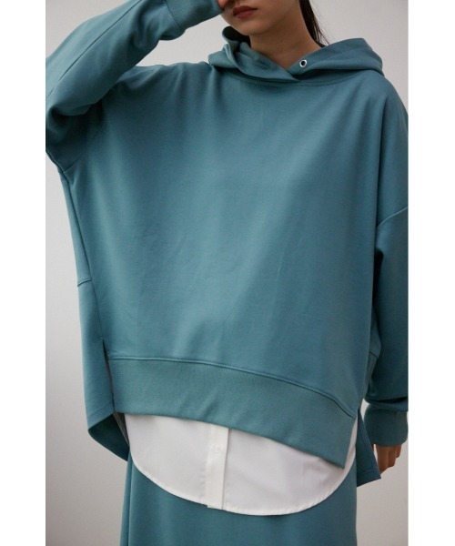 AZUL by moussy(アズールバイマウジー)の「B-HEATオーバーサイズフーディー(パーカー・レディース・アイボリー/ブラック/ライトブルー・MEDIUM/SMALL)」の1枚目の写真