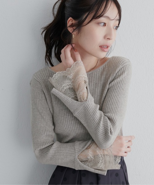 natural couture（ナチュラルクチュール）の「前後2WAY袖口レースリブニット（Tシャツ/カットソー・レディース・チャコールグレー/グレー系その他/サックスブルー/その他1/グレイッシュベージュ/ブラック/オフホワイト・FREE）」の5枚目の写真