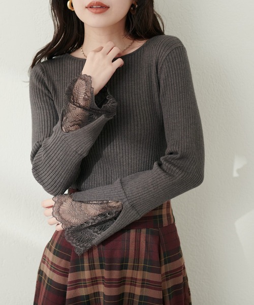 natural couture（ナチュラルクチュール）の「前後2WAY袖口レースリブニット（Tシャツ/カットソー・レディース・チャコールグレー/グレー系その他/サックスブルー/その他1/グレイッシュベージュ/ブラック/オフホワイト・FREE）」の12枚目の写真