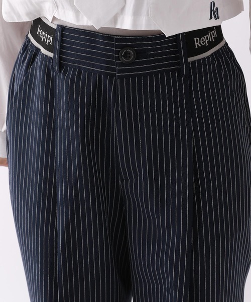 repipi armario(レピピ アルマリオ)の「ウエストロゴピンタックパンツ(スラックス・キッズ・グレー/チェック/ネイビー・SMALL/MEDIUM/LARGE)」の19枚目の写真